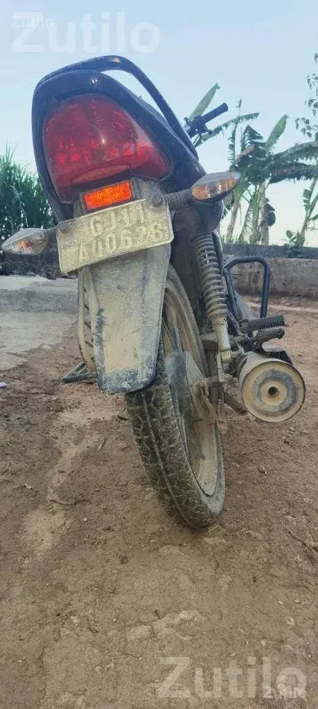 Honda Shine 2014 Bike for Sale - Bikes - Sutrapada - Image 4