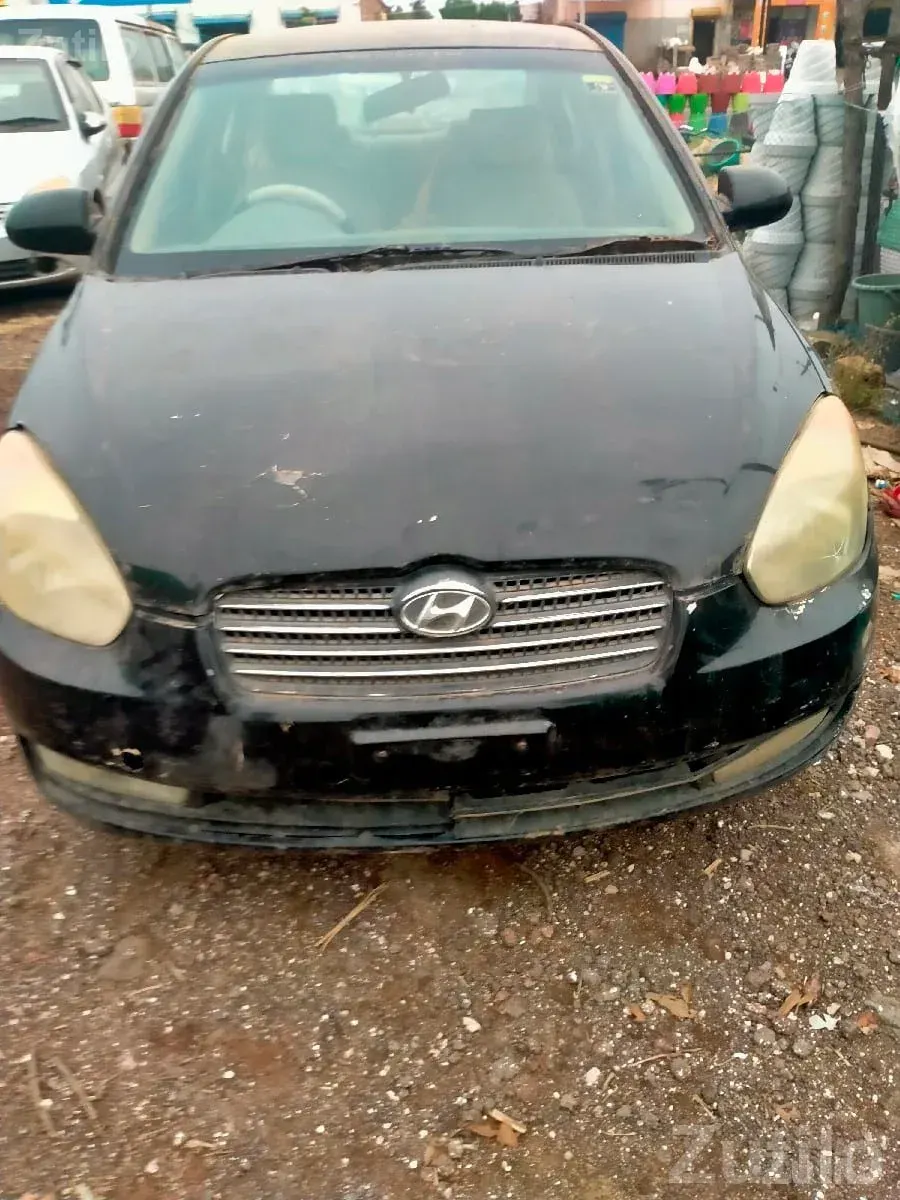 2007 Used Car with Good Tyres - Cars - Bhanvad - Image 3