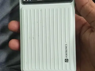 Protonics 10k wireless power bank Protonics 10k wireless power bank
