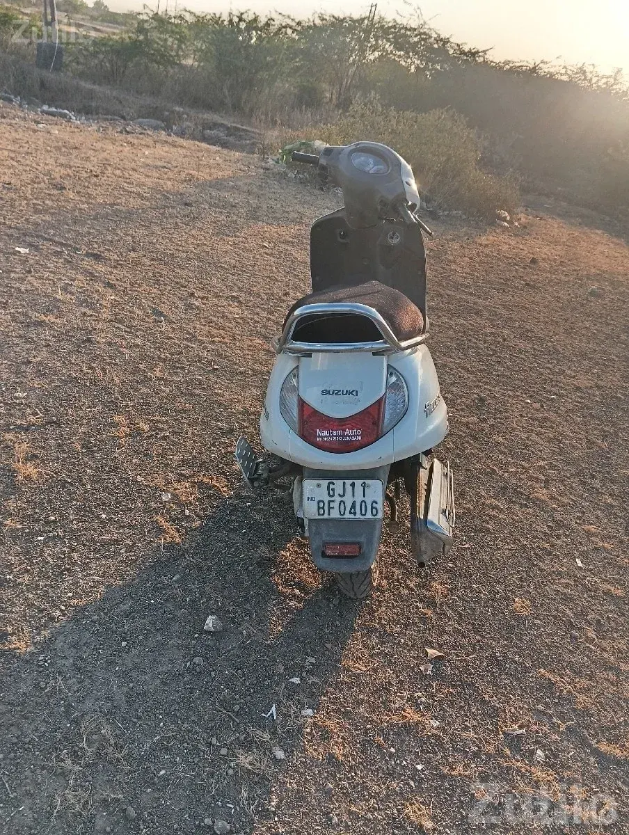 2015 Suzuki Access 125 Scooter for Sale - બાઇક્સ - મેન્ડરડા - Image 3