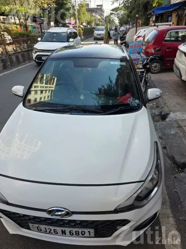 Hyundai i20 Asta Dual Tone CRDi 2018 - Cars - Songadh - Image 2