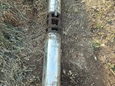 Used Submersible Borewell Water Pump Motor Used Submersible Borewell Water Pump Motor