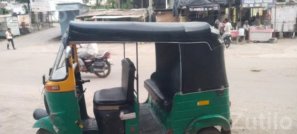 2018 Auto Rickshaw for Sale - ઓટો રિક્ષા - સતલાસણા - Image 4