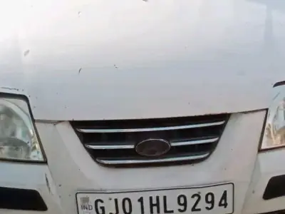 Hyundai Santro with Power Windows and Central Lock Hyundai Santro with Power Windows and Central Lock