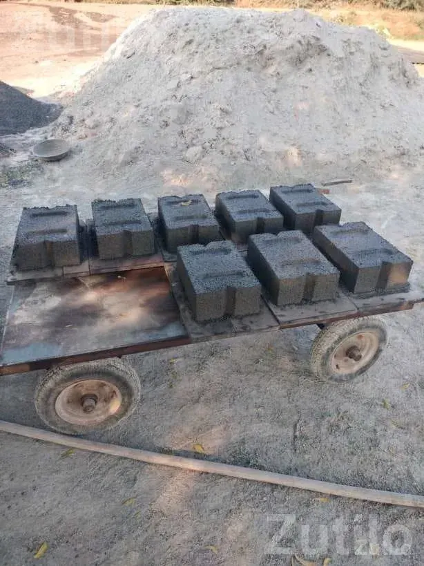 Paver Block Making Machine with Platform - મશીનરી - રાણપુર - Image 5