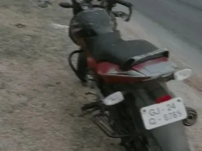 Single Owner Motorcycle with 90% Tyre Condition Single Owner Motorcycle with 90% Tyre Condition
