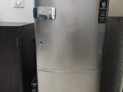 Refrigerator Refrigerator