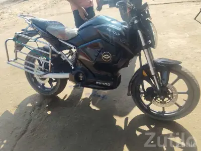 Revolt RV400 Electric Bike 2023 Model Revolt RV400 Electric Bike 2023 Model