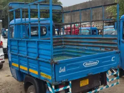 Loading Cargo Vehicle for Rent