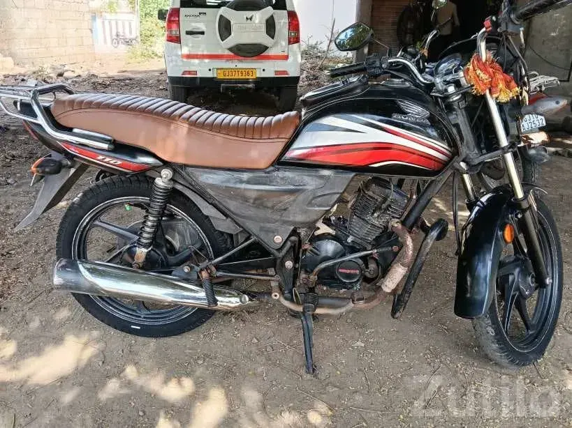 Honda Dream Neo 2018 Self Start Bike - Bikes - Jamjodhpur - Image 4