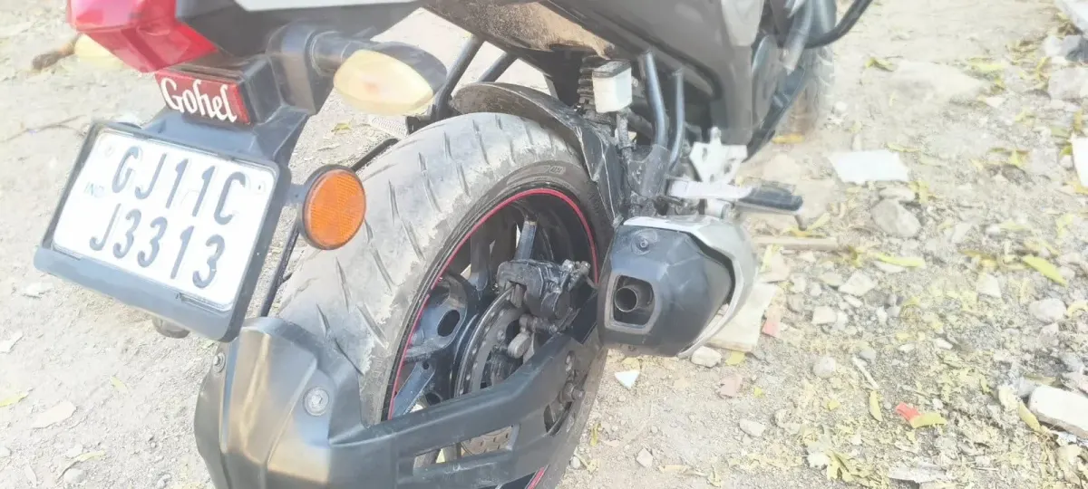 FZ BIKE 2022 . OWNER 2./SHOWROOM C ek Pan rupiya naukarOLLECTION - બાઇક્સ - સોમનાથ - Image 5