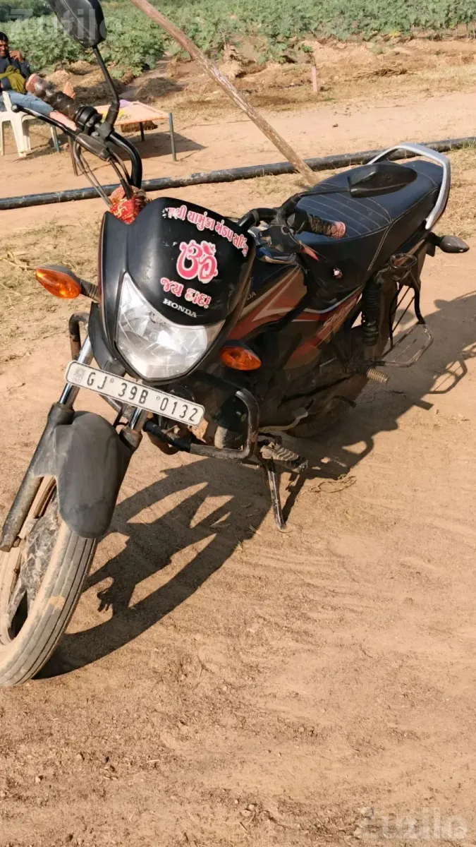 Honda Shine 2024 Bike with Kick and Self Start - Bikes - Bhuj - Image 5