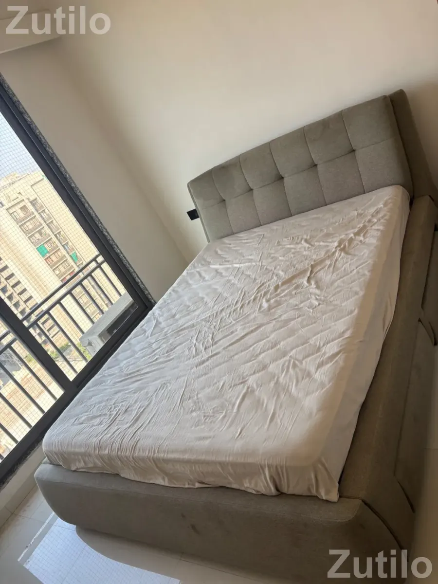 Queen Size Bed - 5*6 ft - Beds & Mattresses - Ahmedabad City - Image 5