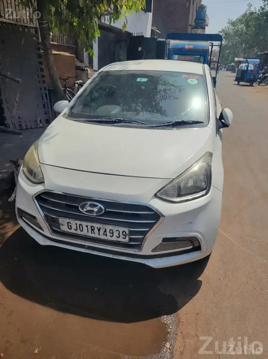 White Compact Sedan with Alloys - Cars - Ahmedabad City - Image 3