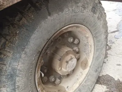 Used Heavy Vehicle Tyre 900-16 Used Heavy Vehicle Tyre 900-16