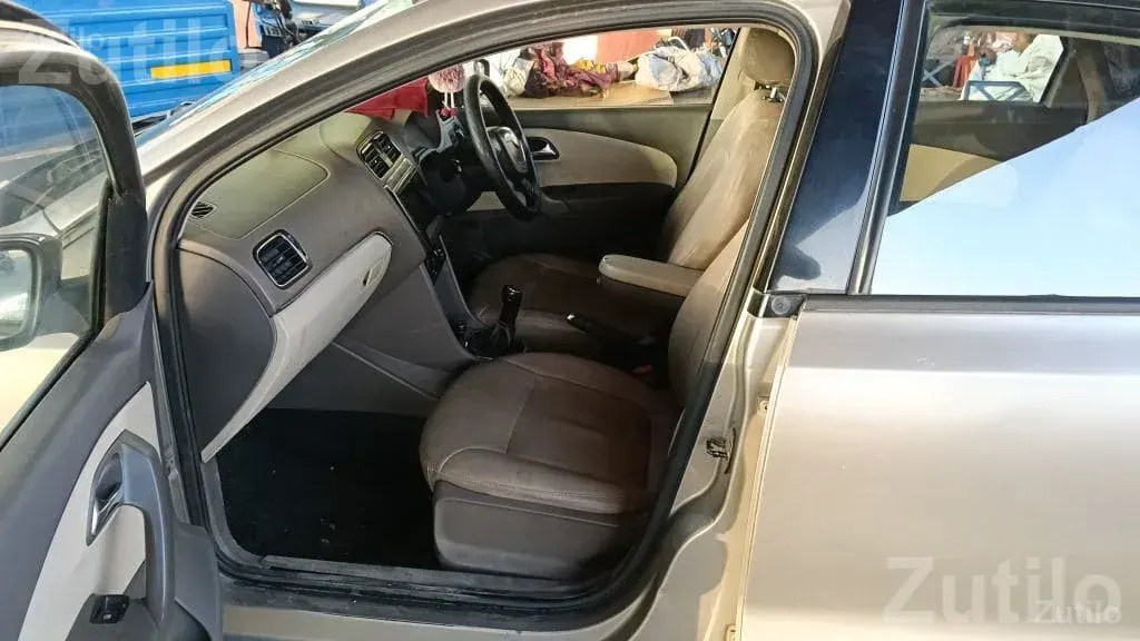 Skoda Rapid 2013 Diesel Car - કાર - સુરત શહેર - Image 2