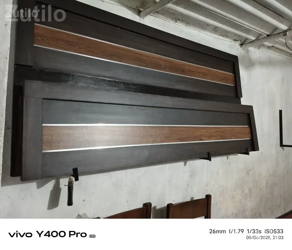 6x6 Wooden Bed Frame in Black Polish - પલંગ અને ગાદલા - અમદાવાદ શહેર - Image 2