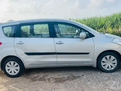 Maruti Suzuki Ertiga SHVS Diesel 2016