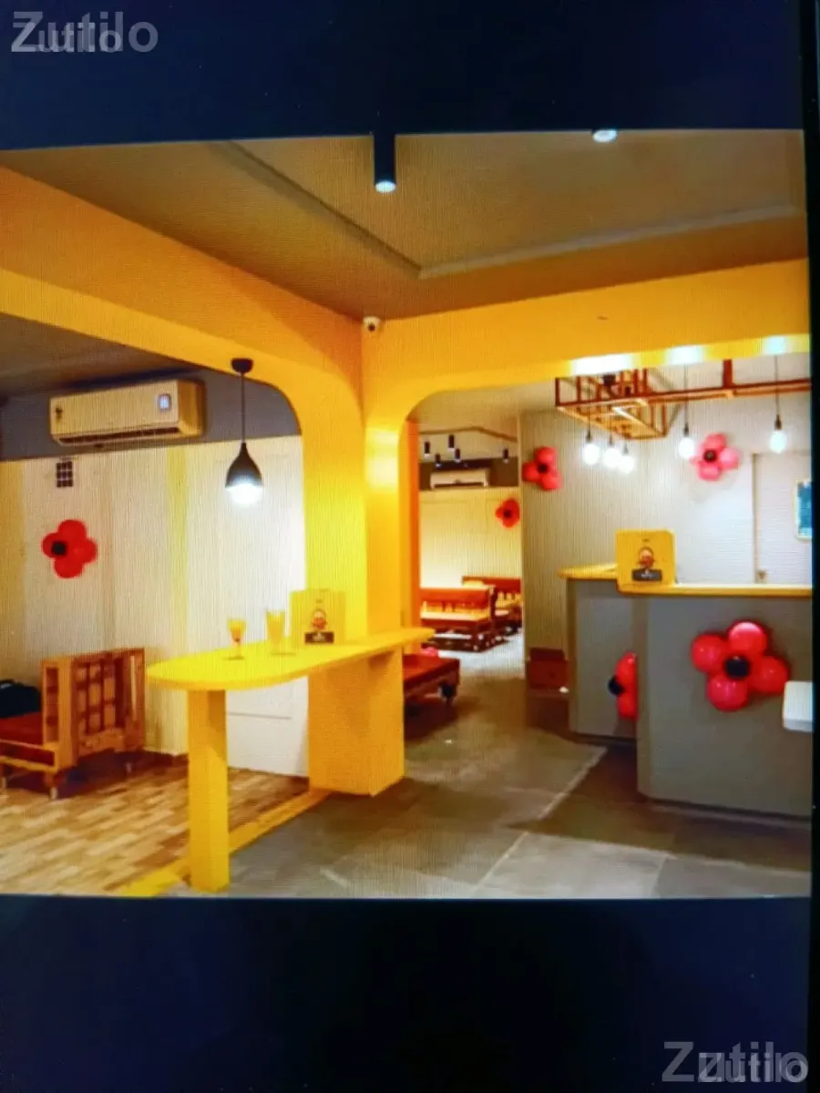 Fully Furnished Cafe and Restaurant Setup - વેપારિક મિલકત - આણંદ - Image 2
