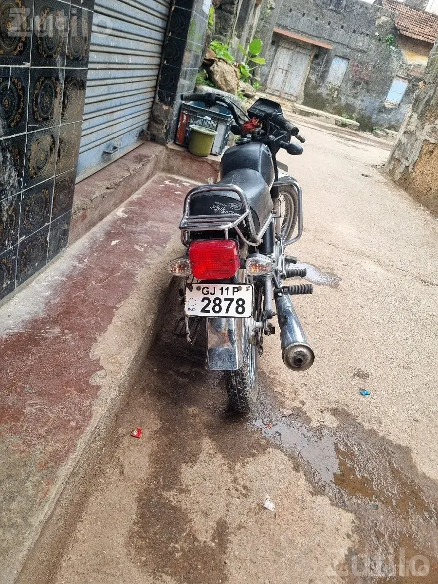 Hero Honda CD100 Motorcycle in Good Condition - બાઇક્સ - સુત્રાપાડા - Image 3