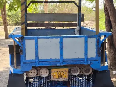 GL 400 Loading Rickshaw 2002 Model GL 400 Loading Rickshaw 2002 Model