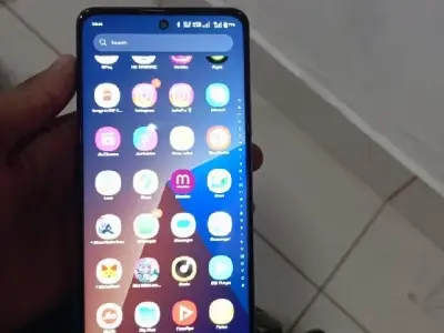 Bezel‑Less Android Smartphone for Sale Bezel‑Less Android Smartphone for Sale