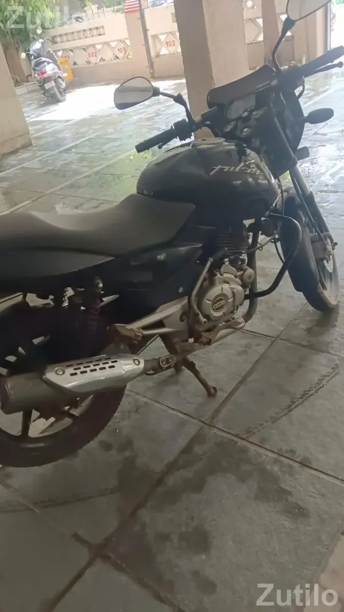 Bajaj Pulsar 150 - બાઇક્સ - અમદાવાદ શહેર - Image 2