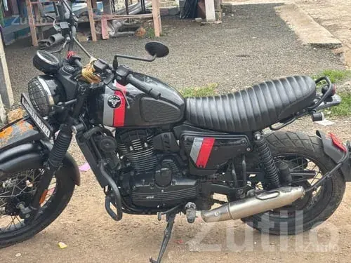 Yezdi Scrambler Motorcycle for Sale - Bikes - Khambhalia - Image 3
