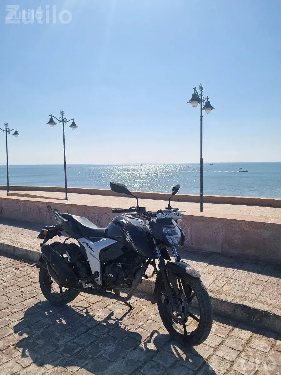 TVS Apache RTR 4V 2022, 19,000 km Run - બાઇક્સ - પોરબંદર - Image 2