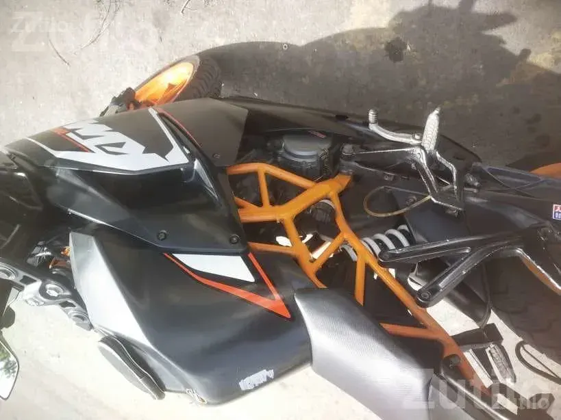 2015 KTM RC 200 Bike Second Owner - બાઇક્સ - સુરત શહેર - Image 2
