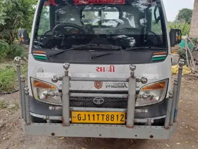 Tata Magic/Mega XL 2019 Commercial Van Tata Magic/Mega XL 2019 Commercial Van