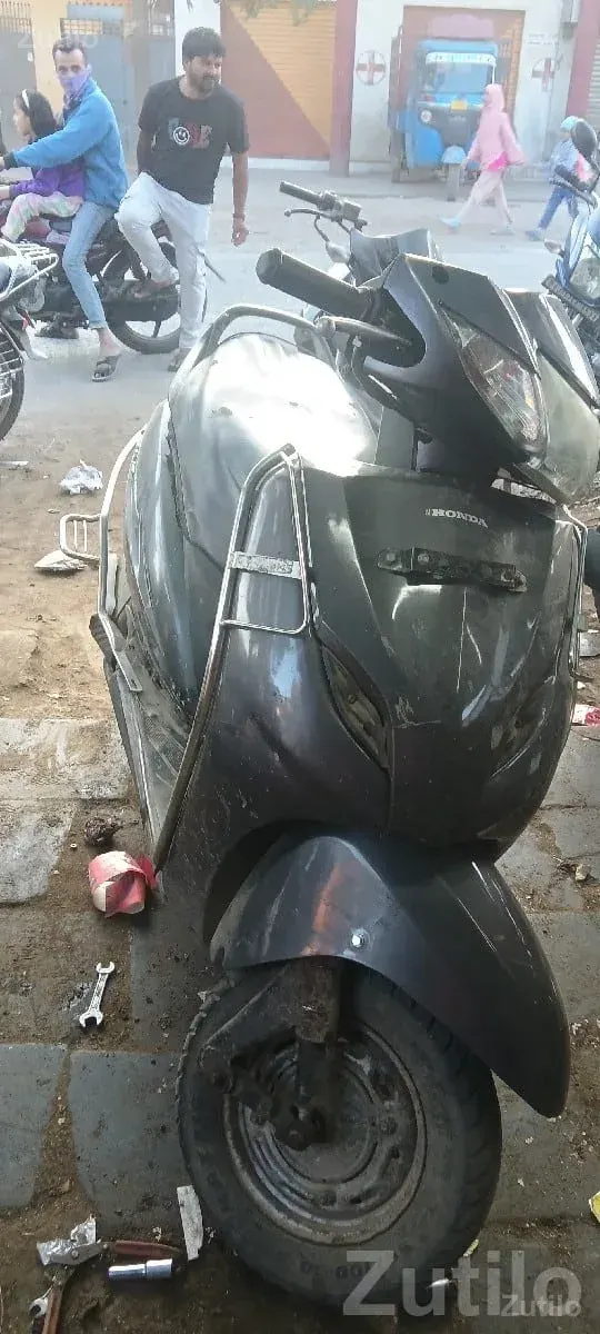 Used Honda Scooter for Sale - બાઇક્સ - માંગ્રોળ - Image 2
