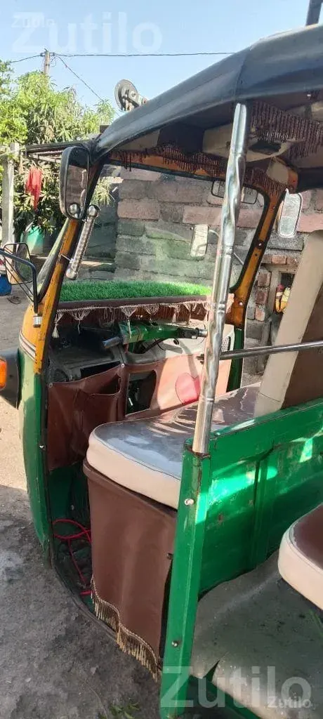 2019 CNG Auto Rickshaw - ઓટો રિક્ષા - ગઢડા - Image 5