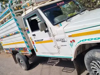 Mahindra Bolero Pikup 8 Feet Commercial Vehicle
