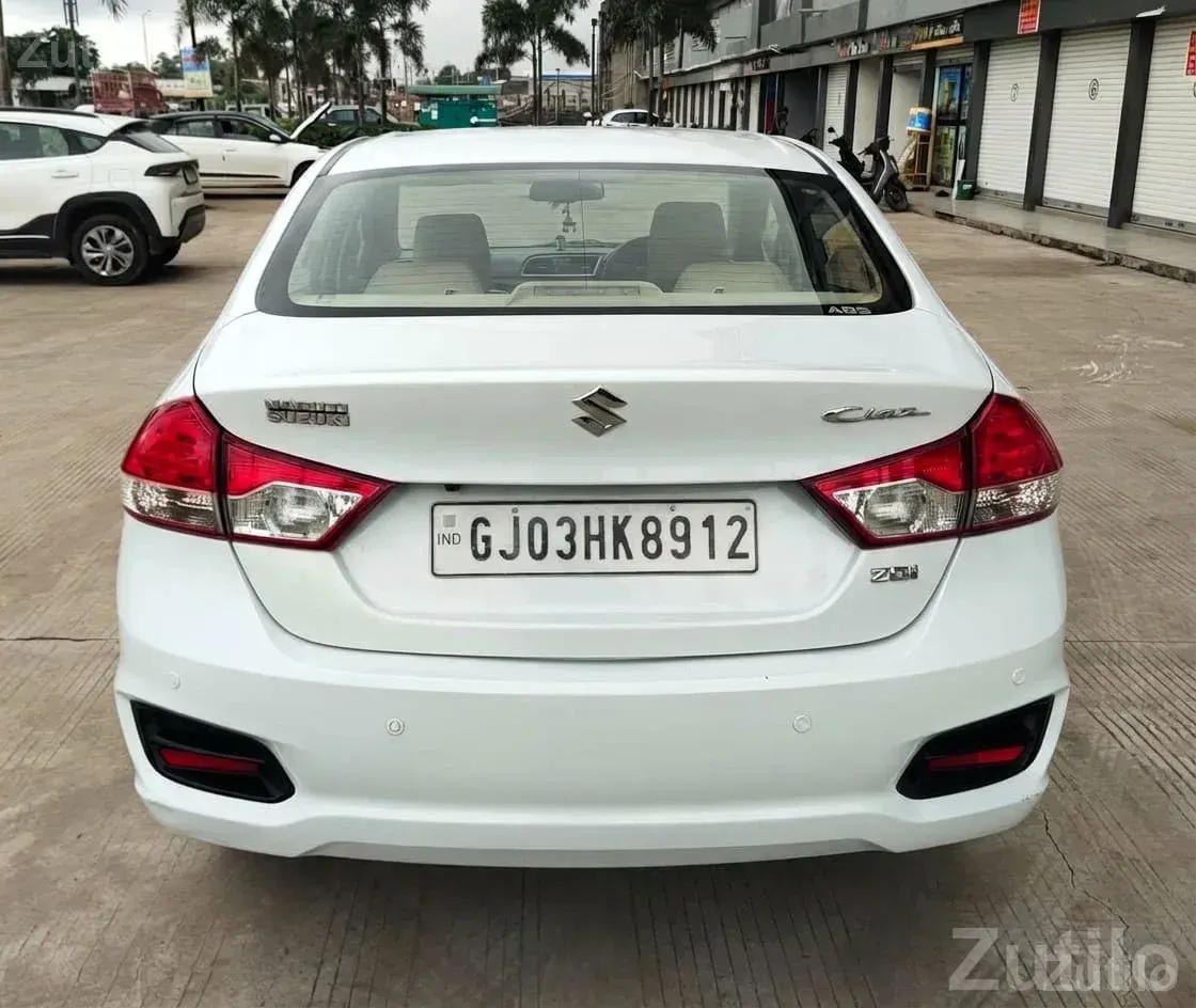 White Ciaz ZXI+ Sedan in Excellent Condition - Cars - Gondal - Image 2