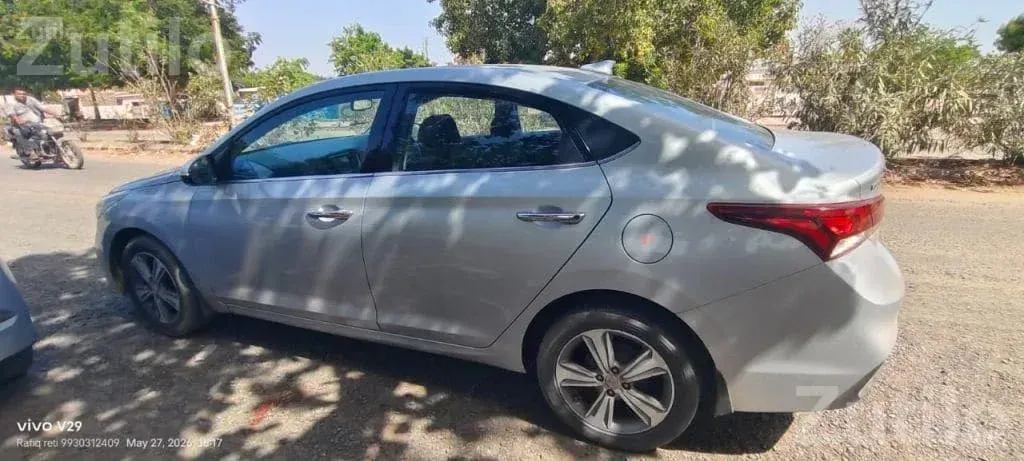 Hyundai Verna 2018 Petrol Sedan - Cars - Bhuj - Image 2