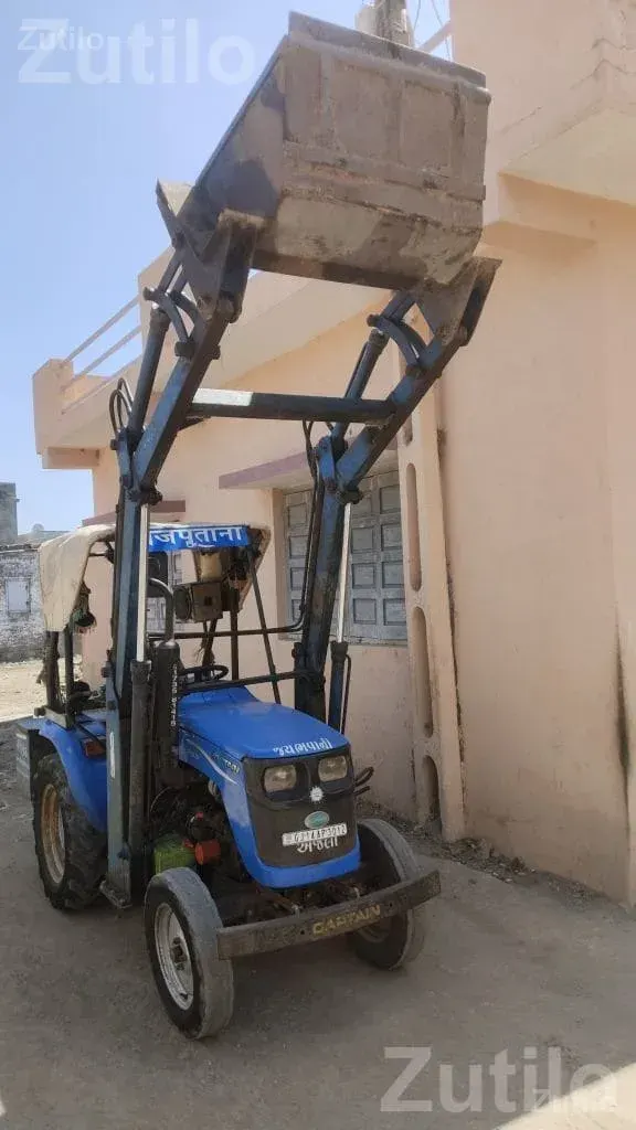 Mini Loader Tractor with Front Bucket - Construction Vehicles - Lathi - Image 5