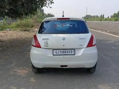 Lila bhai modhwadiya.