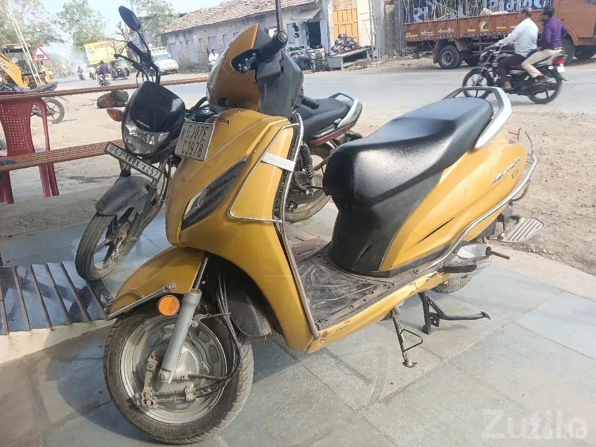 Honda Activa 5G Scooter for Sale - Bikes - Dhari - Image 3