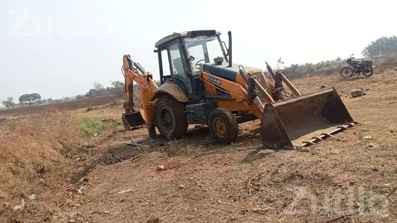 CASE 770 Backhoe Loader 2011 - Construction Vehicles - Savarkundla - Image 3