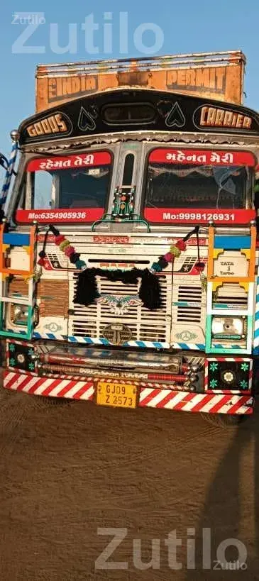 2010 Goods Truck with Running Insurance - ટ્રક અને લોરી - સાંતલપુર - Image 3