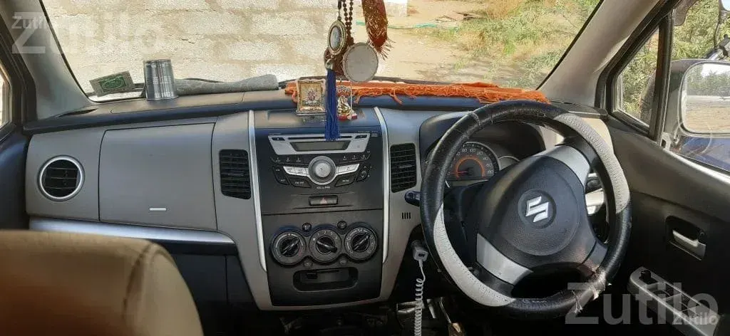 2017 Maruti Suzuki Wagon R Petrol - Cars - Kadi - Image 4