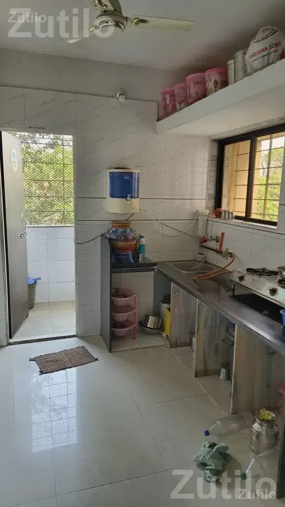 Suman Saurabh Apartment Near Gajera Circle - House for Sale - Surat City - Image 3