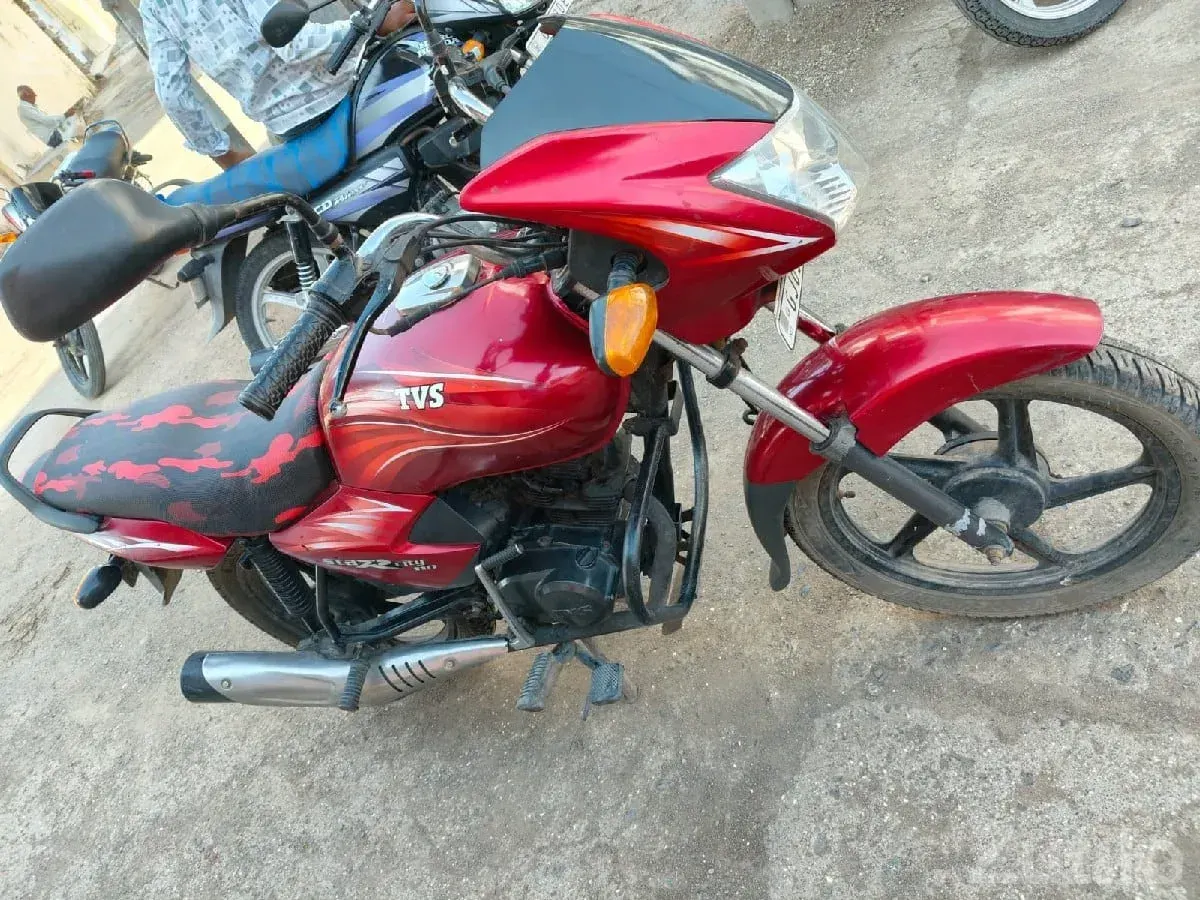 Hero Honda CD Deluxe 2010 Motorcycle - Bikes - Upleta - Image 2