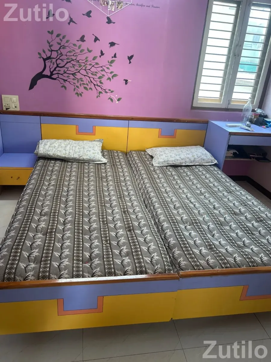 Two single beds with mattress - પલંગ અને ગાદલા - ભરૂચ - Image 3