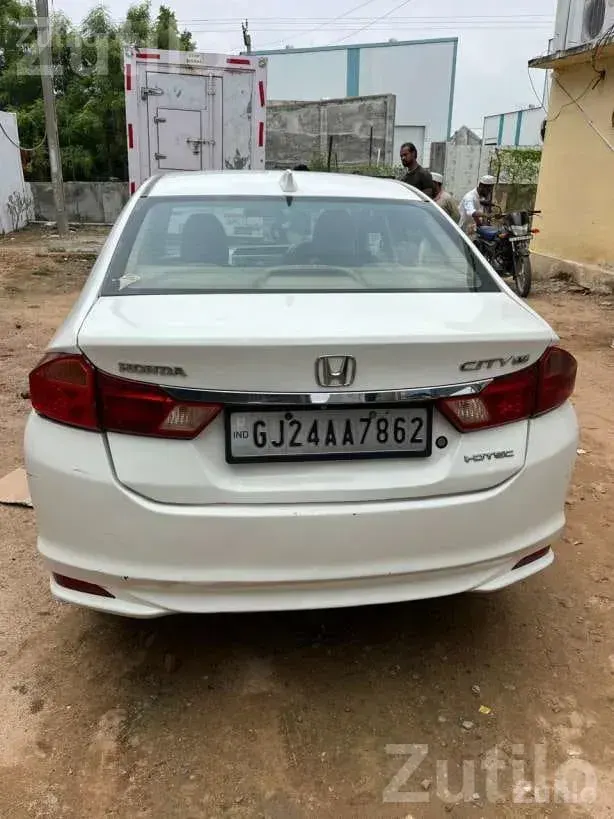 Honda City 2015 Sedan - Cars - Patan City - Image 2