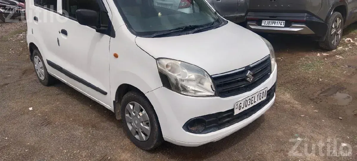Maruti Suzuki WagonR White Hatchback - Cars - Amreli City - Image 2
