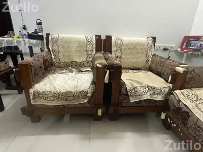 Sofa set(3 seater + 2 Seater) with centre table(6x3) Sofa set(3 seater + 2 Seater) with centre table(6x3)