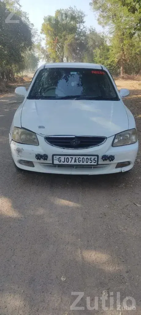 Hyundai Accent 2002 White Sedan - Cars - Dhrangadhra - Image 4