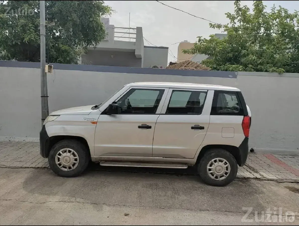 Mahindra TUV300 T4 2017 Diesel Car - Cars - Gadhada - Image 2